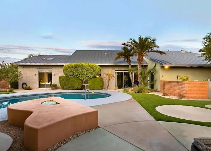 Holiday home Haveli - 4br Escape With Pool And Games Scottsdale