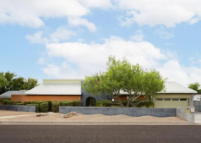 Haveli - 4br Escape With Pool And Games * Scottsdale