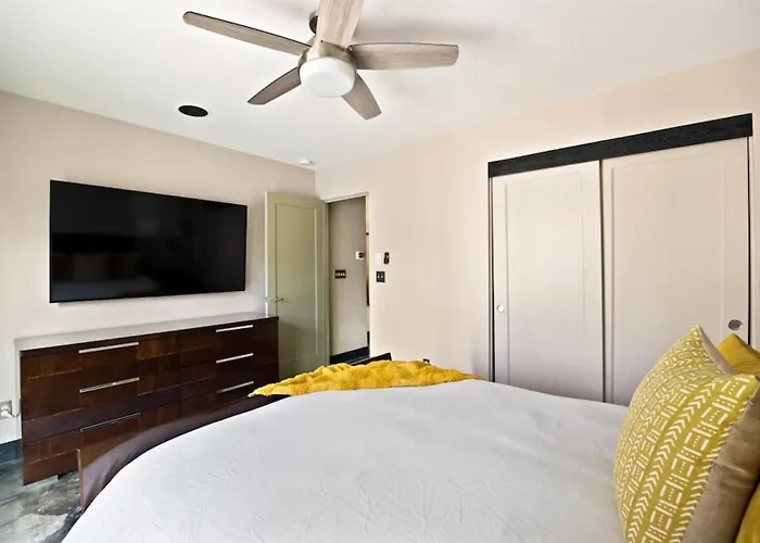Haveli - 4br Escape With Pool And Games Holiday home