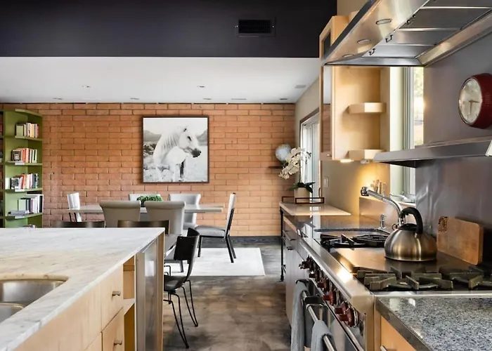 Holiday home Haveli - 4br Escape With Pool And Games Scottsdale