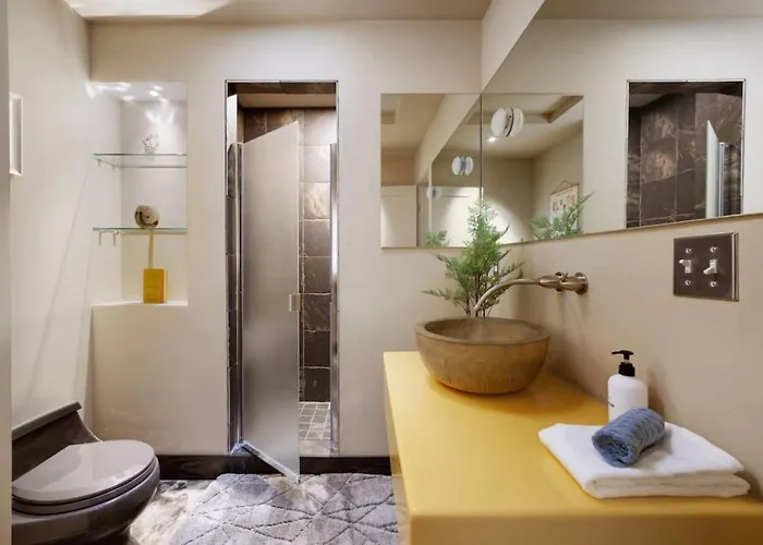 Haveli - 4br Escape With Pool And Games Holiday home Scottsdale